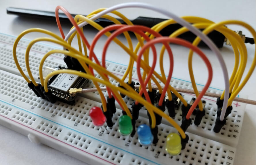 ESP32 LED and button test bench